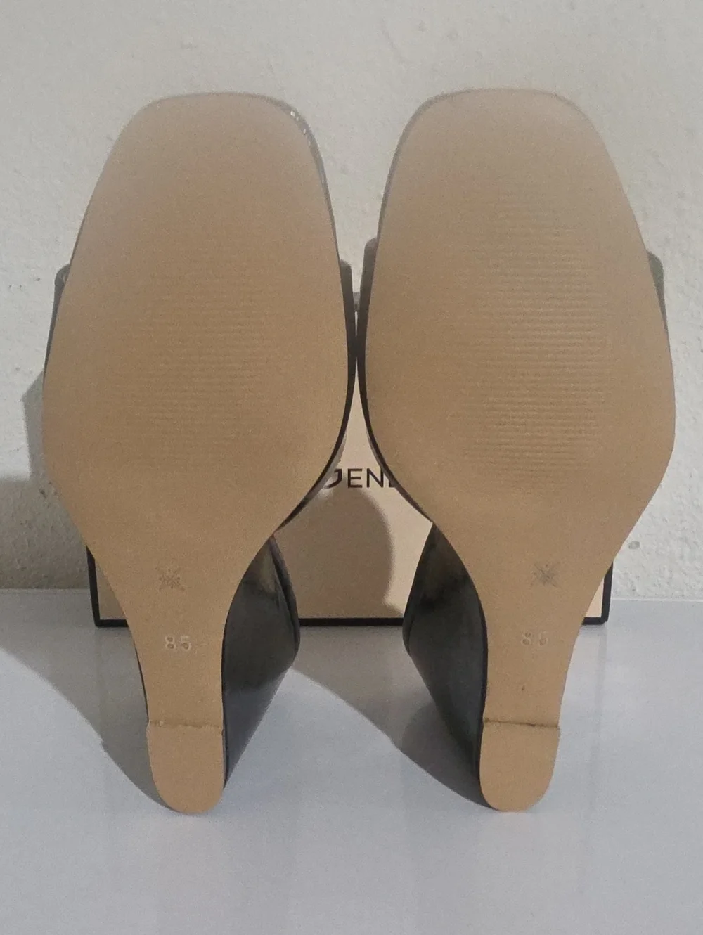 BCBGeneration Giani Black Patent Wedge Mules Sz. 8.5